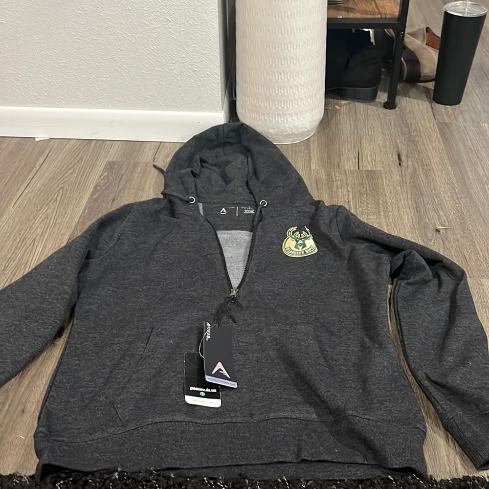 Milwaukee Bucks Hoodie
